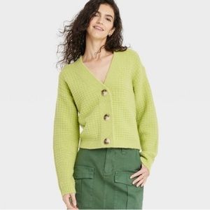 Universal Threads Sweater